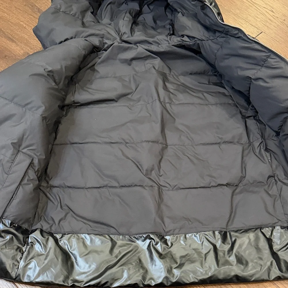 J.Crew Women’s Reversible Metallic Puffer Black Coat Hooded Small? C20-005